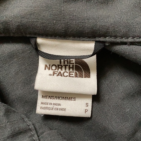 North Face shirt jacket - Picture 3 of 4